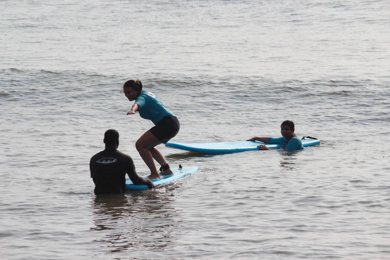 Surf lesson at Pondicherry Surf School
